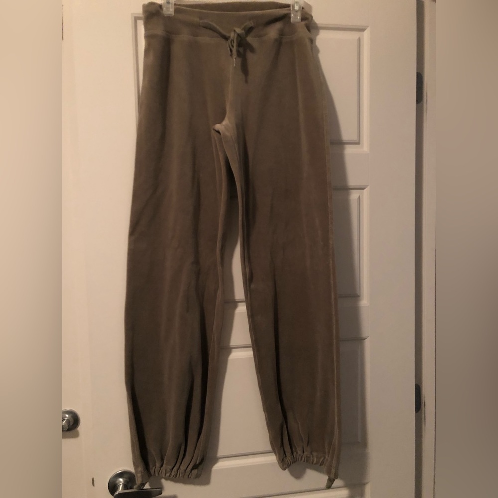 H&M LOGG Sport khaki velour sweatpants.